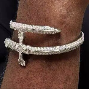 100% authentic silver zirconia cross bracelet NEW stunning 💎
